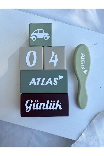 Bebek anı küpü bebek isim küpü ve renkli isimli doğal keçi kılı 6 parca Taraklı