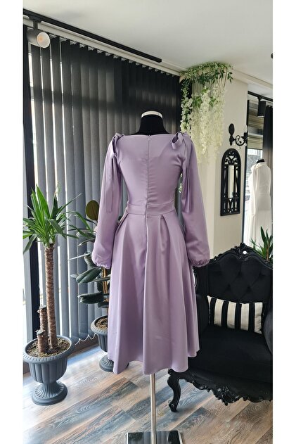 green emerald velvet dress Elegant Lilac Katrina Gown