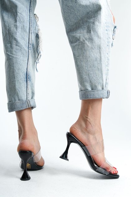Black Patent Leather Champagne Heeled Slippers with Transparent Straps
