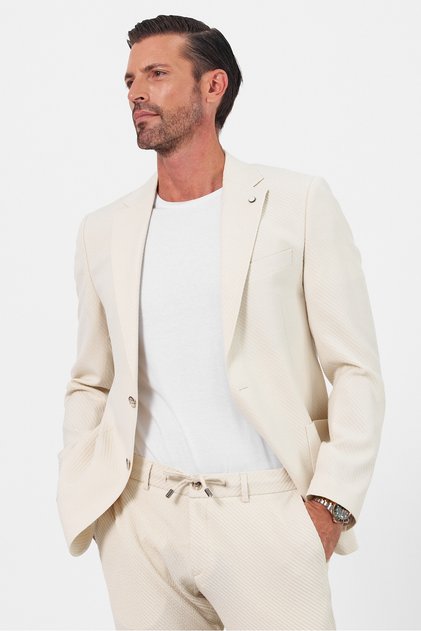 Exclusive Sports Suit –Slimfit, Choose One Size Larger.