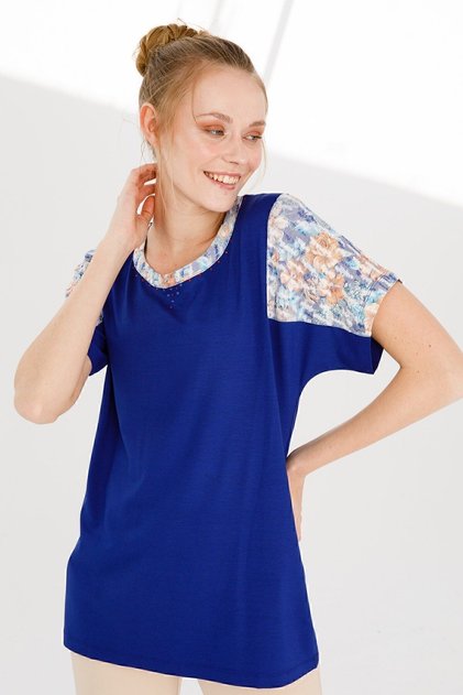 Women's Crew Neck Low Sleeve Floral Printed Combed Cotton Blouse K.Cobalt Blue