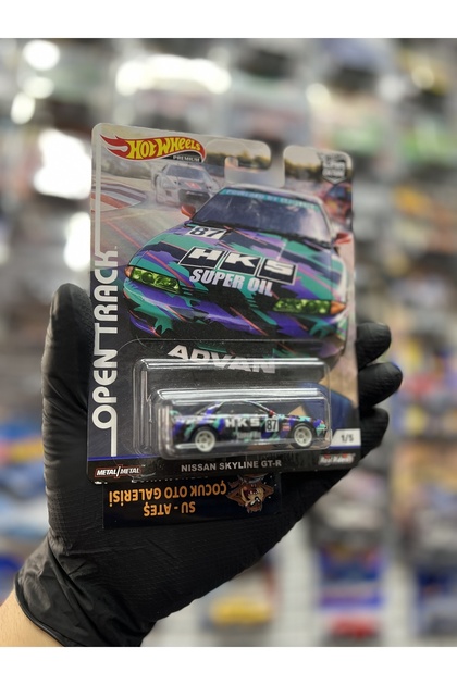 HOT WHEELS Premıum Nissan Skylıne Gtr Open Truck ölçek