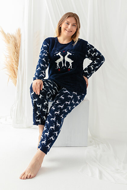 Nisanca New Year Themed Plus Size Women's Fleece Plush Pajama Set