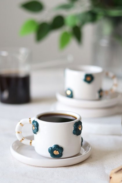 Handmade Set of 2 Flower Decorated Ceramic Cups with 24K Gold Decoration 120ml