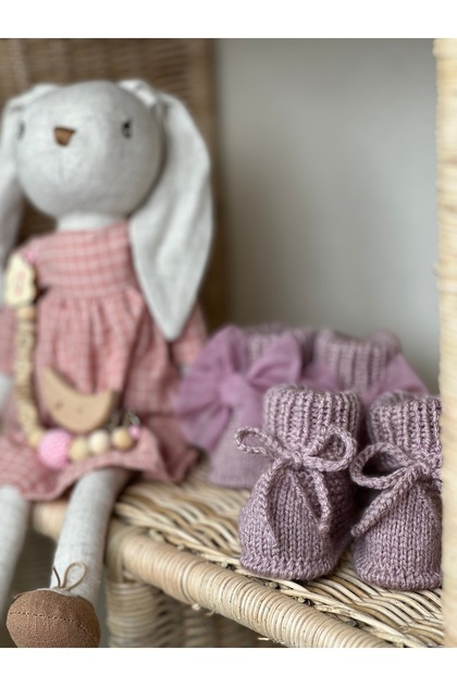 Handmade Bilekten Bağcıklı Kız Bebek Patik