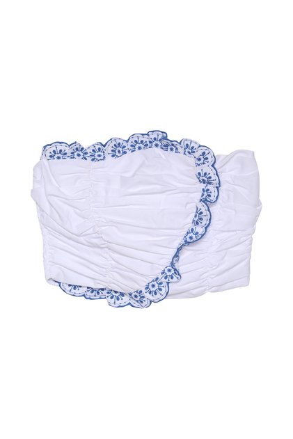 Bela bluza bez naramenica sa detaljnim draperijama