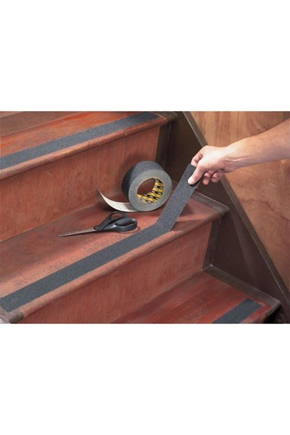 2272 Merdiven Kaydırmaz Bant 50 Mm X 5 Mt