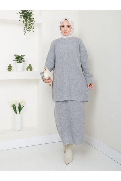 Strickset mit einfarbigem Rock – Hellgrau
