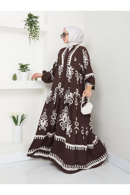 فستان نسائي منقوش عرقيًا