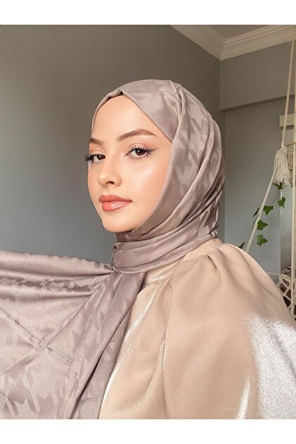 Houndstooth Pattern Silky Jacquard Shawl
