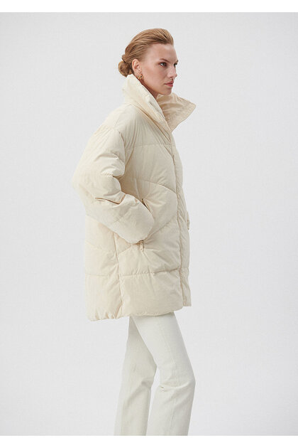 Premium Beige Puffer Jacket Loose Fit / Loosely Comfortable Cut 1110213-70048
