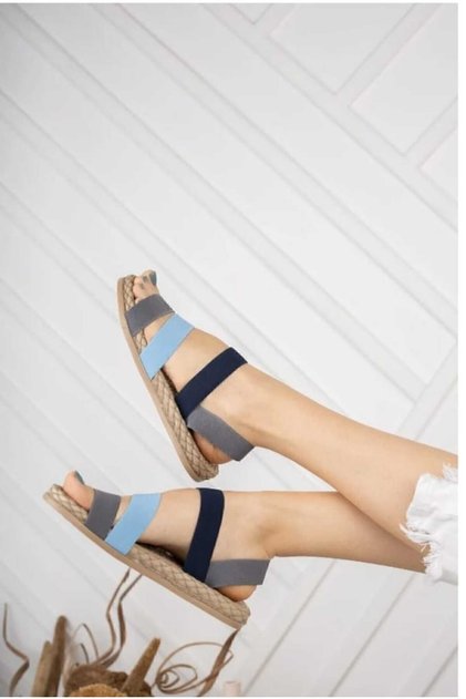 Kadın lastik bantlı Comfort Taban Spor Sandalet.