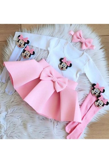 Kız Çocuk pembe etekli doğum günü Seti ( sete beyaz çorap dahildir )