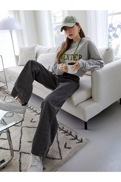 Cesy Lycra Women's Smoked Snow Wash Super High Waist Loose Leg Denim Jeans Casual Trousers