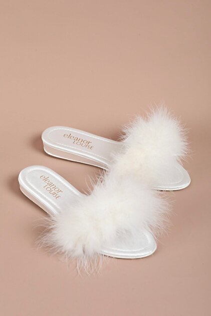 小物 TOE TOE Eltz Shaggy Muffler / white Eleanor Louise Saten Tüylü Gelin Terliği - Fiyatı, Yorumları