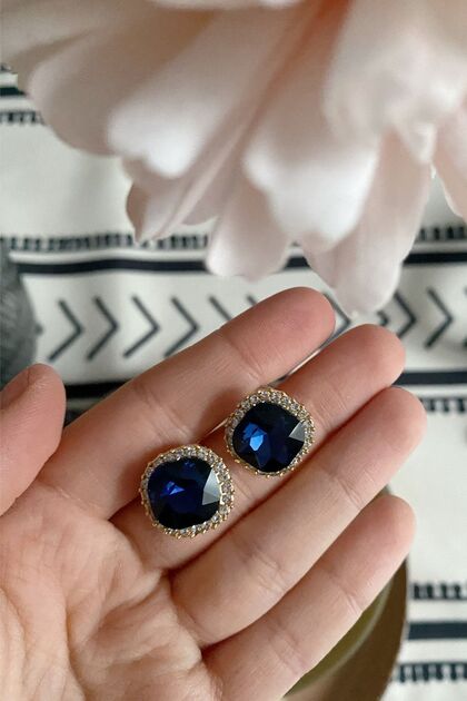 Small Oval Montana Stone Gold Color Evening Dress Women's Earrings