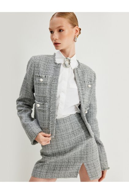 Tweed Crop Jacket Round Neck Tassel Detail Pocket Pearl Button