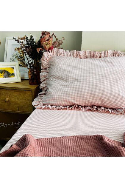 Country Ruffled Single Bed Sheet Set (Pink Gingham)
