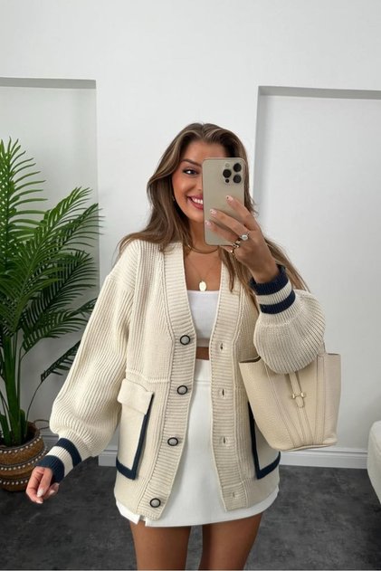 Kadın Lüx Kalite Biyeli Naturel Renk Cepli Hırka