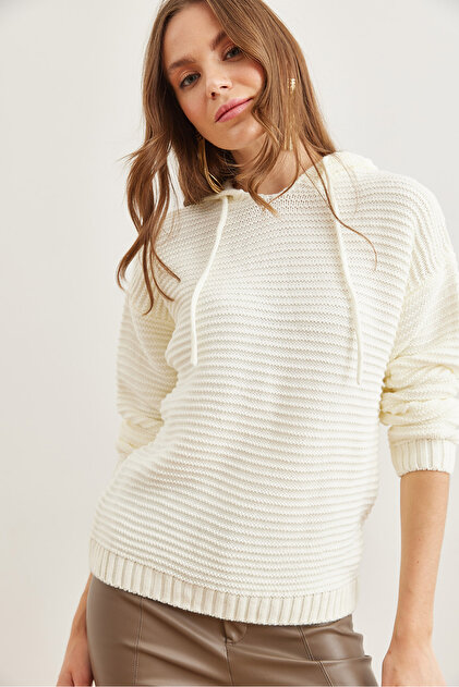 Olalook Kadın Ekru Kapşonlu Triko Kazak HRK-19000301 - Fiyatı