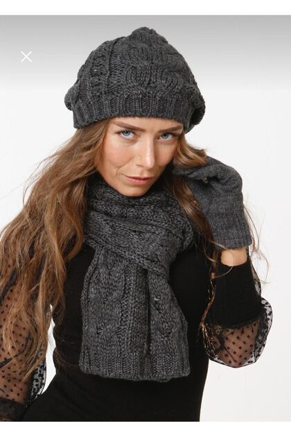 Women's Winter 3-Piece Scarf, Beret and Gloves Set