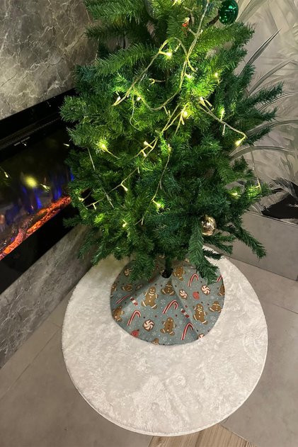 Christmas Pine Tree Foot Cover Washable Fabric with Velcro 65x65