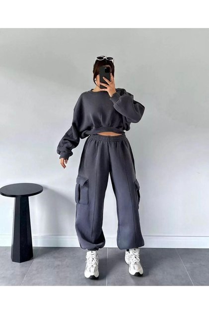 Women's Crop Sweatshirt Cargo Pocket Sweatpants 3 Thread Double Set