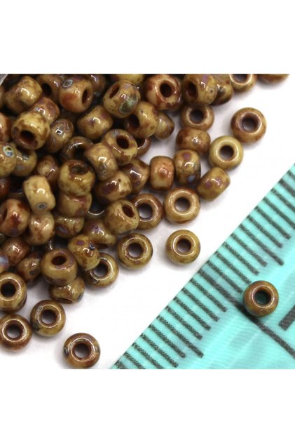 Beads Round 8-00 3 mm No: 35