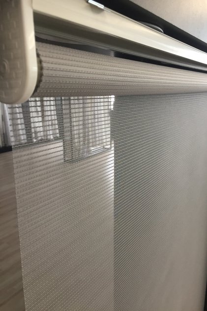 Tül Stor Perde Fitilli Çizgili Gri Renkli Modern Salon Oturma Odası