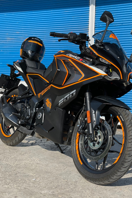 Banxtre Bajaj Pulsar RS200 için Orafol Neon Turuncu Sticker Seti