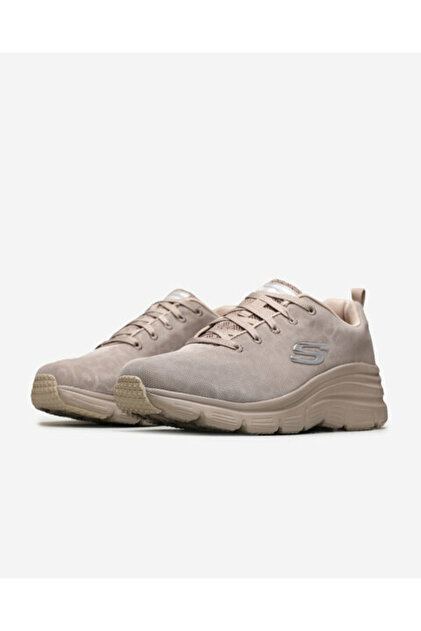 Skechers FASHİON FİT - WİLD AURA Kadın Bej Spor Ayakkabı 88888179