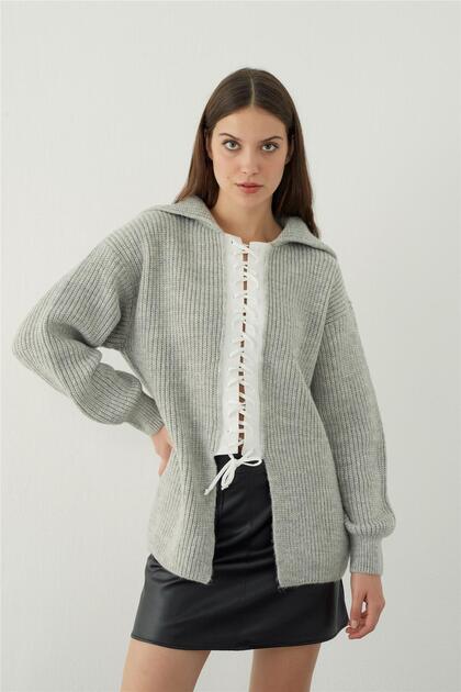 Gray Polo Neck Low-cut Knitwear Sweater