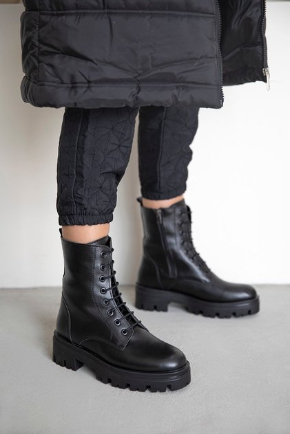 Trend Women's Lace-up Zipper Detail Leather Boots Black
