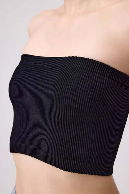 Premium - Women's Black Seamless Strapless Crop Top Bustier