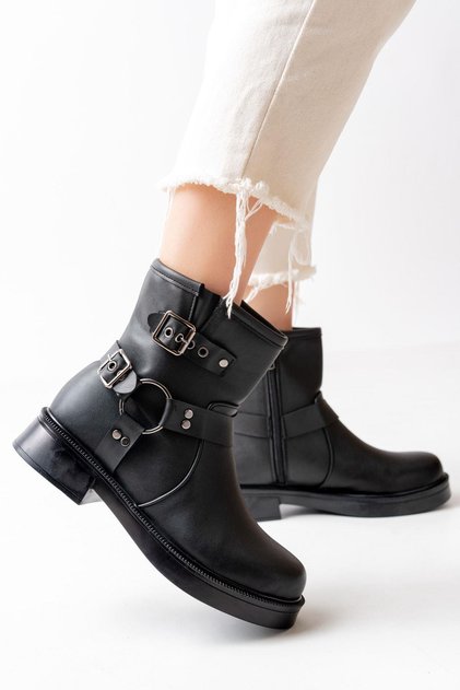 02-2013 Black Zippered Daily Women's Boots with Buckle Accessories