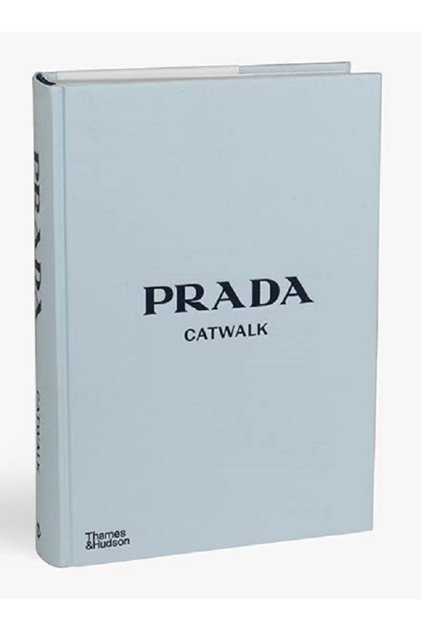 Prada Catwalk: The Complete Collections (kapak Değişebilir) Ciltli Kapak – 3 Ekim 2019