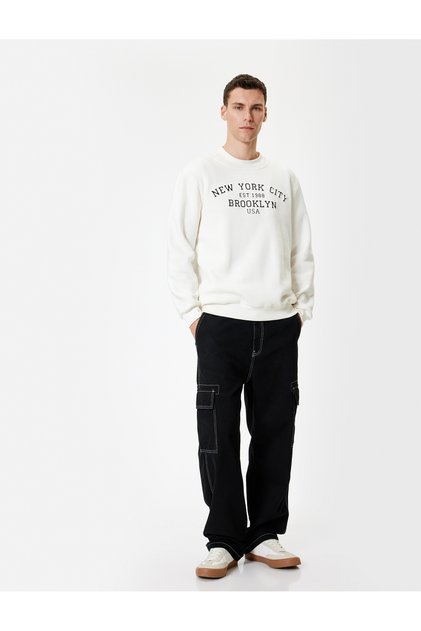 Oversize Pocket Detailed Cotton Cargo Jeans