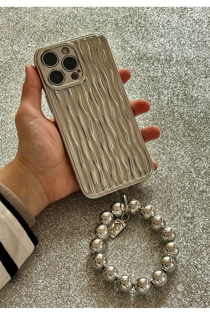 Iphone 14 Pro Max (6.7 inç) Uyumlu Bileklik Charm Aksesuarlı Parlak Nikelaj Gümüş Lux Kılıf