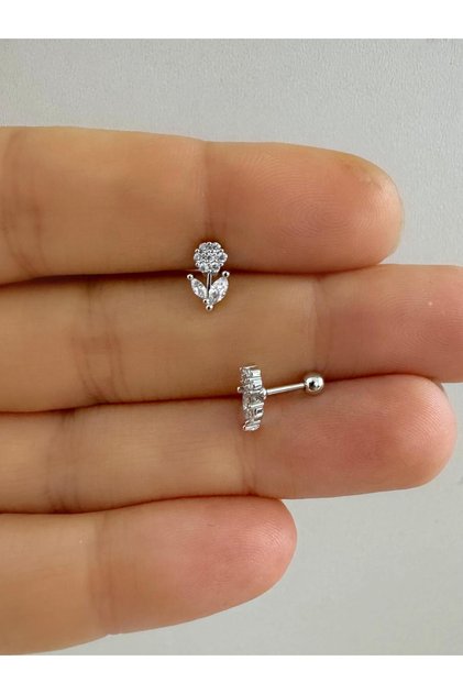 1 ADET ZİRKON TAŞLI ÇİÇEK TRAGUS HELİX LOBE KIKIRDAK UYUMLU PİERCİNG KÜPE