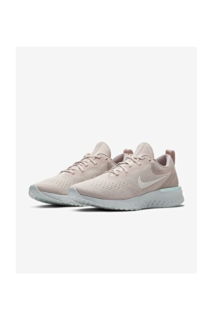 women's running shoe nike odyssey react