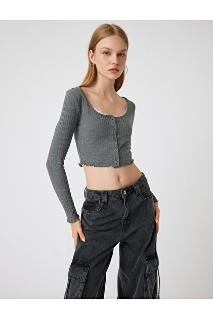 Long Sleeve T-Shirt Crop U Neck Buttoned Slim Fit