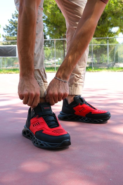 Men's Red Sneakers00122021