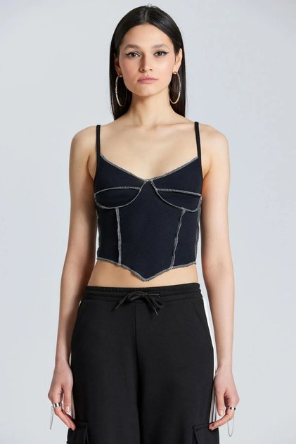 Wft1636 Black Crop with Contrast Stitched Straps