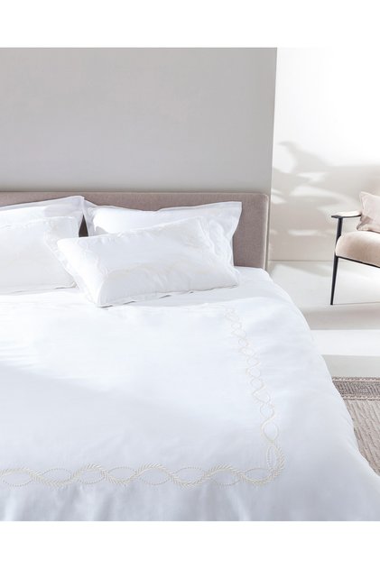 Marguerite King Size Embroidered Bed Sheet Piece Set Duvet Cover Set - Satin