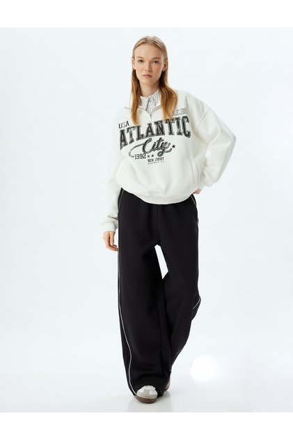 Oversize Sweatpants with Wide Legs, Elastic Waistband and Pockets