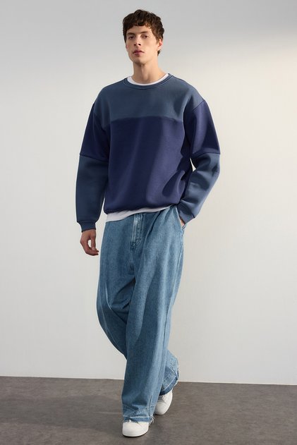 Hanorac de bază, albastru marin, supradimensionat/cu croială largă, cu blocuri de culoare și fleece la interior TMNAW25SW00013