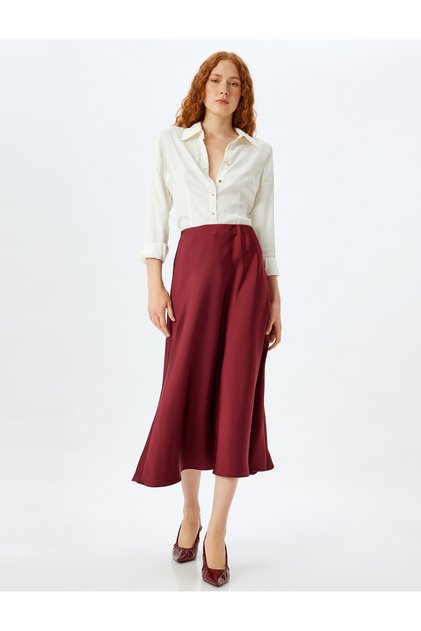 Long Satin Skirt Flared Form Standard Waist