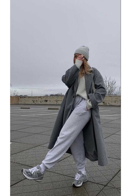 Seasonal Jogger Sweatpants with Elastic Leg Pockets