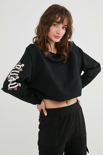 Black Bu4u Cool Sweatshirt