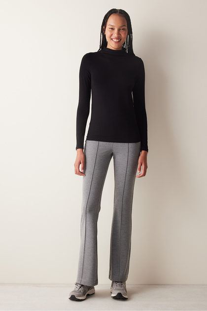 Half Turtleneck Black Soft Basic Top